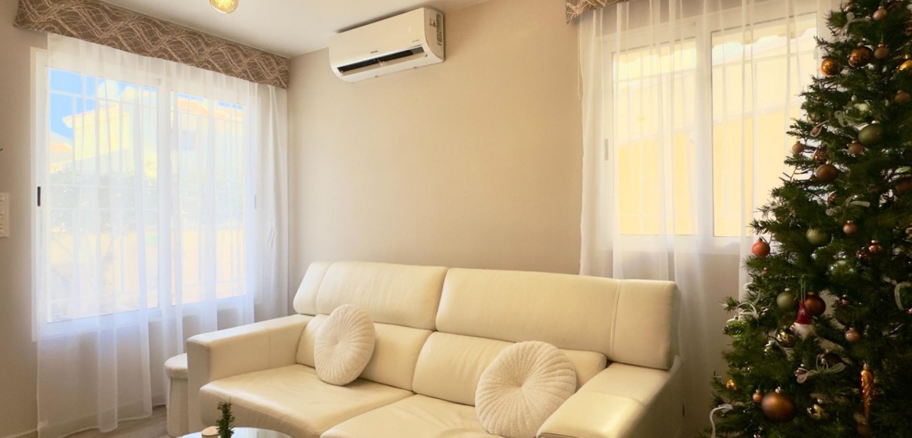 Sale - Terraced house -
Rojales - Doña Pepa