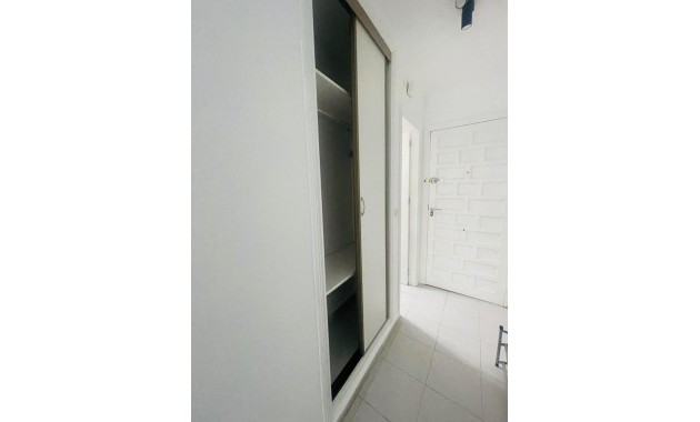 Sale - Studio -
Torrevieja - Acequion