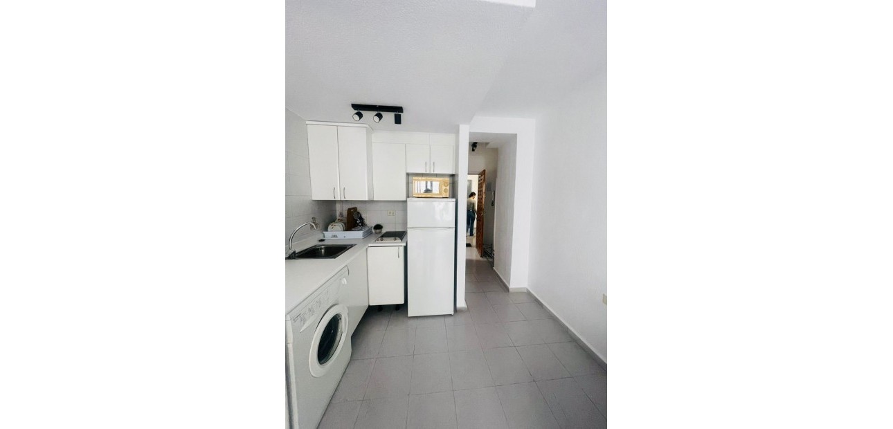 Sale - Studio -
Torrevieja - Acequion