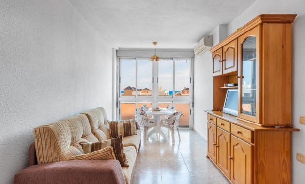 Sale - Apartment / flat -
Torrevieja - La Mata pueblo