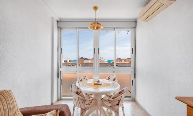 Sale - Apartment / flat -
Torrevieja - La Mata pueblo