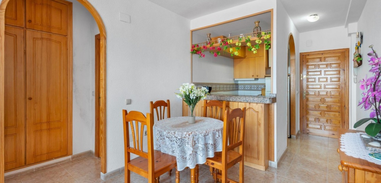 Sale - Apartment / flat -
Torrevieja - La Mata pueblo