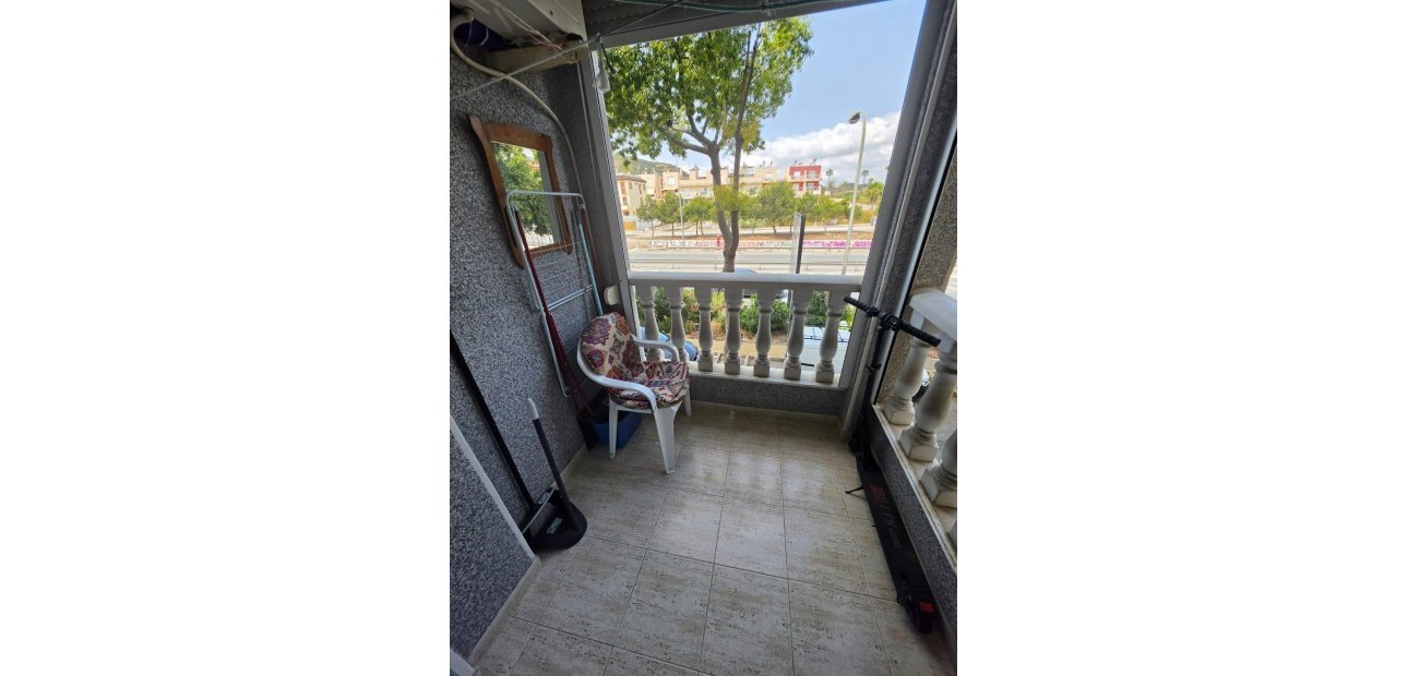 Sale - Apartment / flat -
Guardamar del Segura - Pueblo