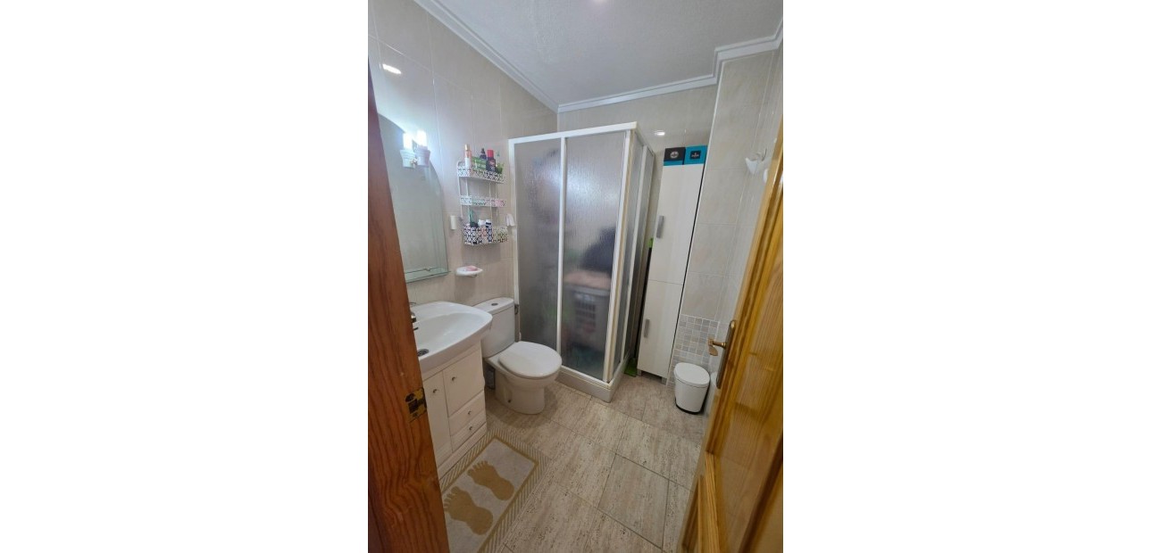 Sale - Apartment / flat -
Guardamar del Segura - Pueblo