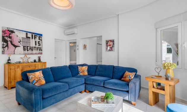 Sale - Detached Villa -
Ciudad Quesada - Pueblo Bravo