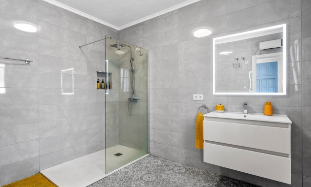 Sale - Detached Villa -
Ciudad Quesada - Pueblo Bravo