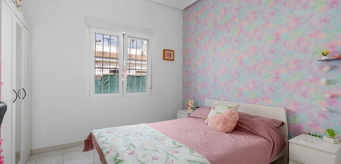 Sale - Detached Villa -
Ciudad Quesada - Pueblo Bravo
