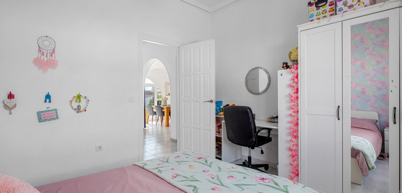Sale - Detached Villa -
Ciudad Quesada - Pueblo Bravo