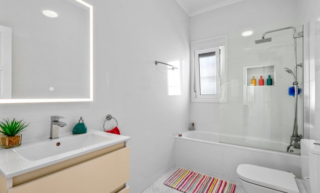 Sale - Detached Villa -
Ciudad Quesada - Pueblo Bravo