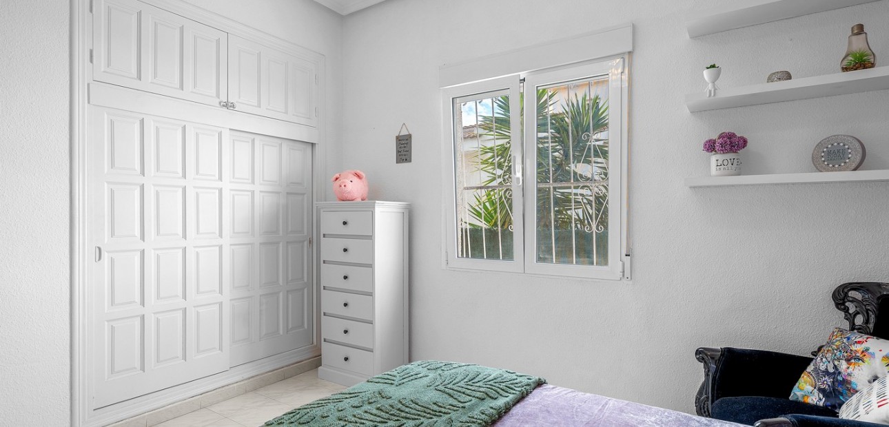 Sale - Detached Villa -
Ciudad Quesada - Pueblo Bravo