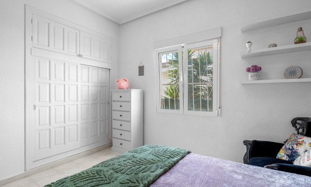 Sale - Detached Villa -
Ciudad Quesada - Pueblo Bravo