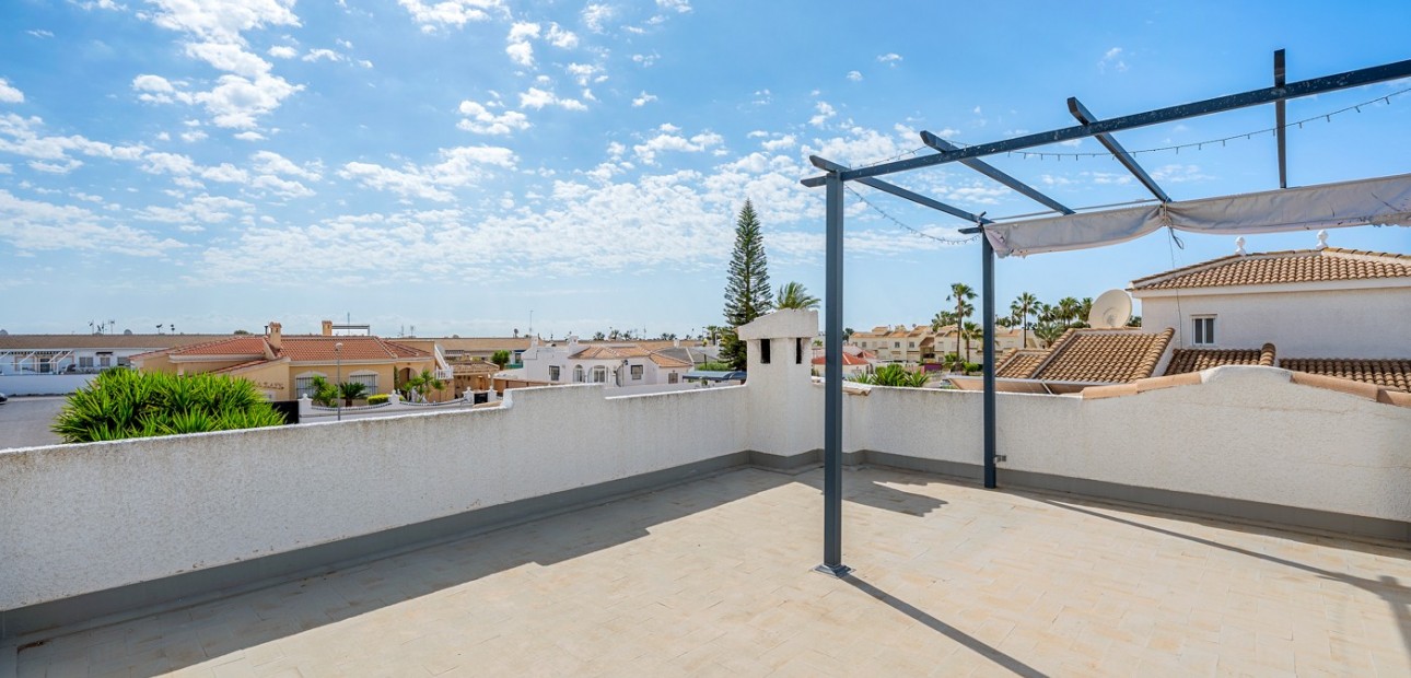 Sale - Detached Villa -
Ciudad Quesada - Pueblo Bravo