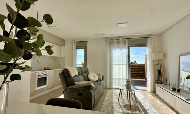 Sale - Apartment / flat -
Torrevieja - Torrevieja - Centre