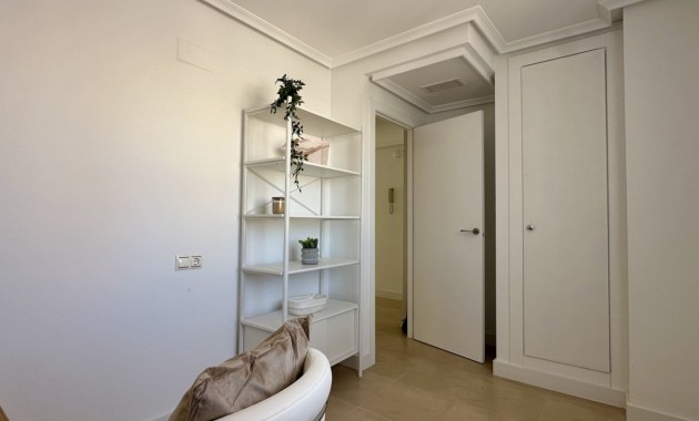 Sale - Apartment / flat -
Torrevieja - Torrevieja - Centre