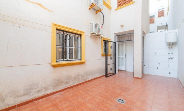 Herverkoop - Ground Floor -
Orihuela Costa - Lomas de Cabo Roig-Los Dolses