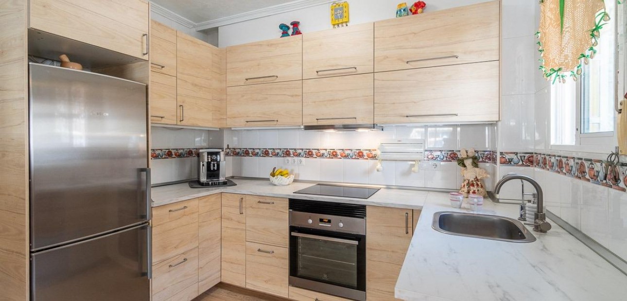 Sale - Terraced house -
Orihuela Costa - Playa Flamenca