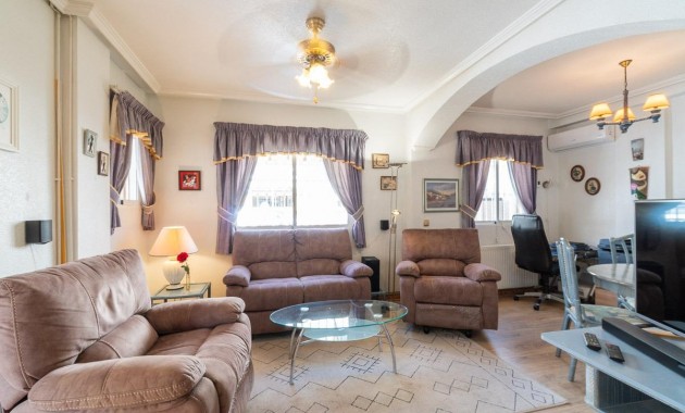Sale - Terraced house -
Orihuela Costa - Playa Flamenca
