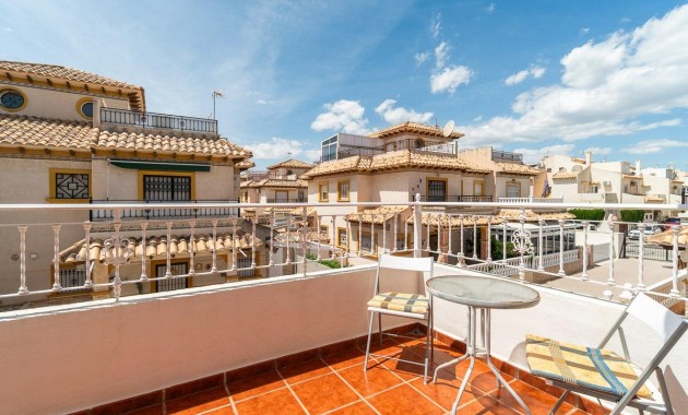 Sale - Terraced house -
Orihuela Costa - Playa Flamenca