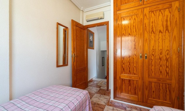 Sale - Terraced house -
Orihuela Costa - Playa Flamenca