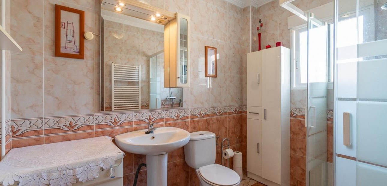 Sale - Terraced house -
Orihuela Costa - Playa Flamenca