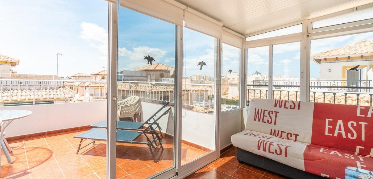 Sale - Terraced house -
Orihuela Costa - Playa Flamenca