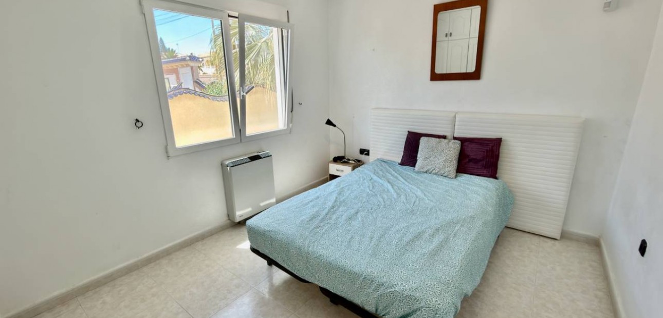 Sale - Villa -
Ciudad Quesada - Urbanizaciones