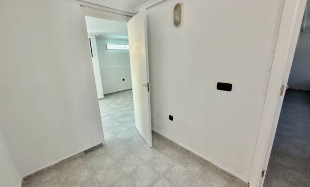 Sale - Villa -
Ciudad Quesada - Urbanizaciones
