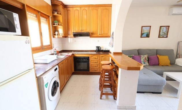 Sale - Bungalow -
Torrevieja - La Siesta - El Salado - Torreta
