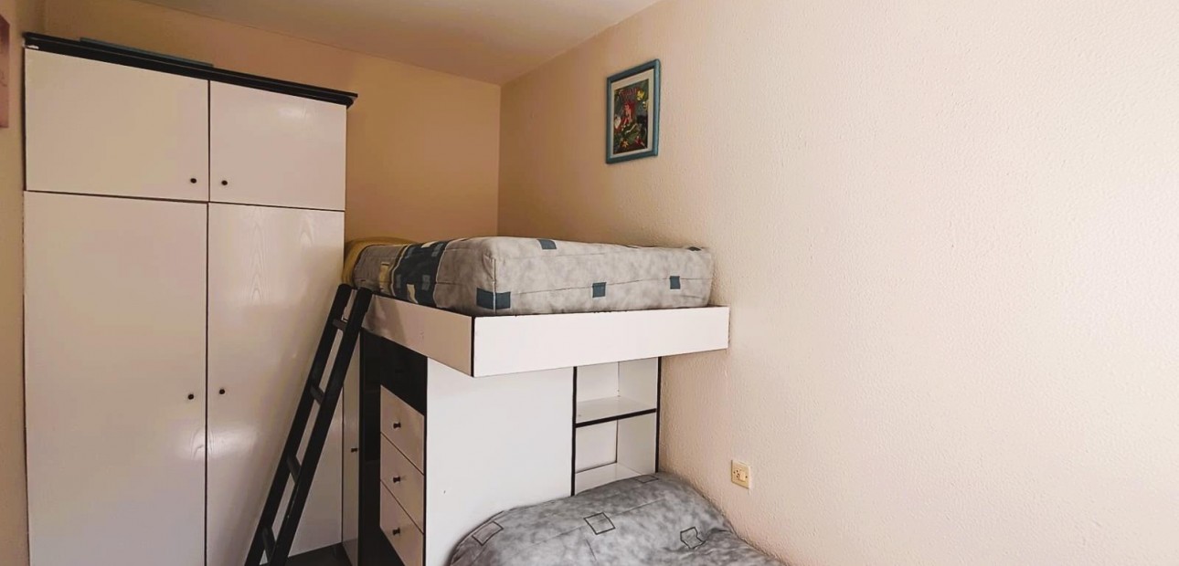 Sale - Bungalow -
Torrevieja - La Siesta - El Salado - Torreta