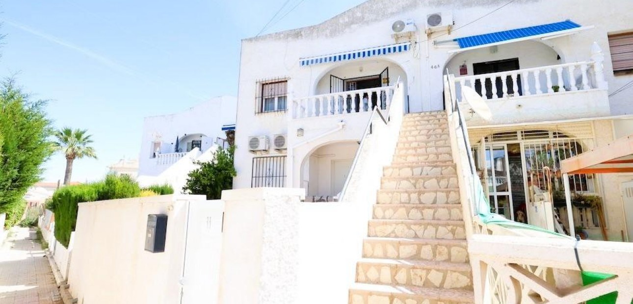 Sale - Bungalow -
Torrevieja - La Siesta - El Salado - Torreta