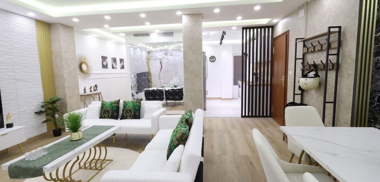 Sale - Bungalow -
Torrevieja - La Siesta - El Salado - Torreta