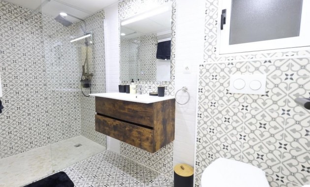 Sale - Bungalow -
Torrevieja - La Siesta - El Salado - Torreta