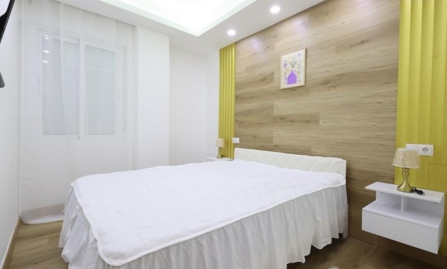 Sale - Bungalow -
Torrevieja - La Siesta - El Salado - Torreta
