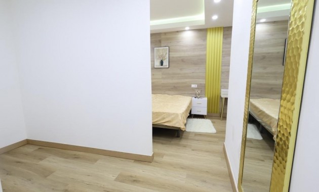 Sale - Bungalow -
Torrevieja - La Siesta - El Salado - Torreta