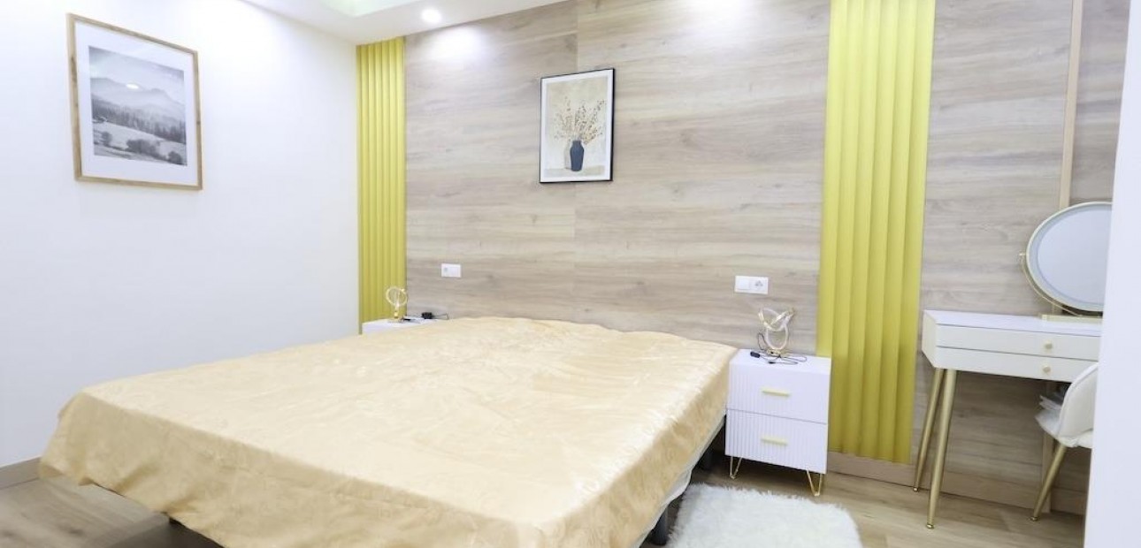 Sale - Bungalow -
Torrevieja - La Siesta - El Salado - Torreta