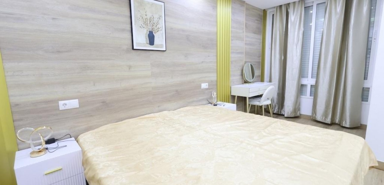 Sale - Bungalow -
Torrevieja - La Siesta - El Salado - Torreta