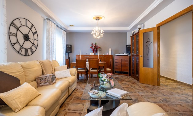 Herverkoop - Detached Villa -
Elche - La Hoya