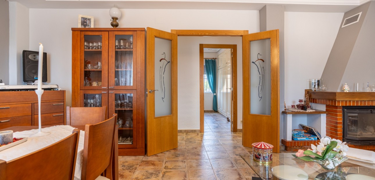 Herverkoop - Detached Villa -
Elche - La Hoya