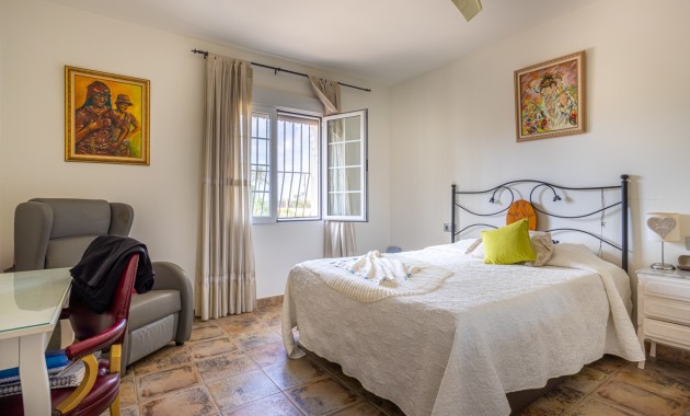 Herverkoop - Detached Villa -
Elche - La Hoya