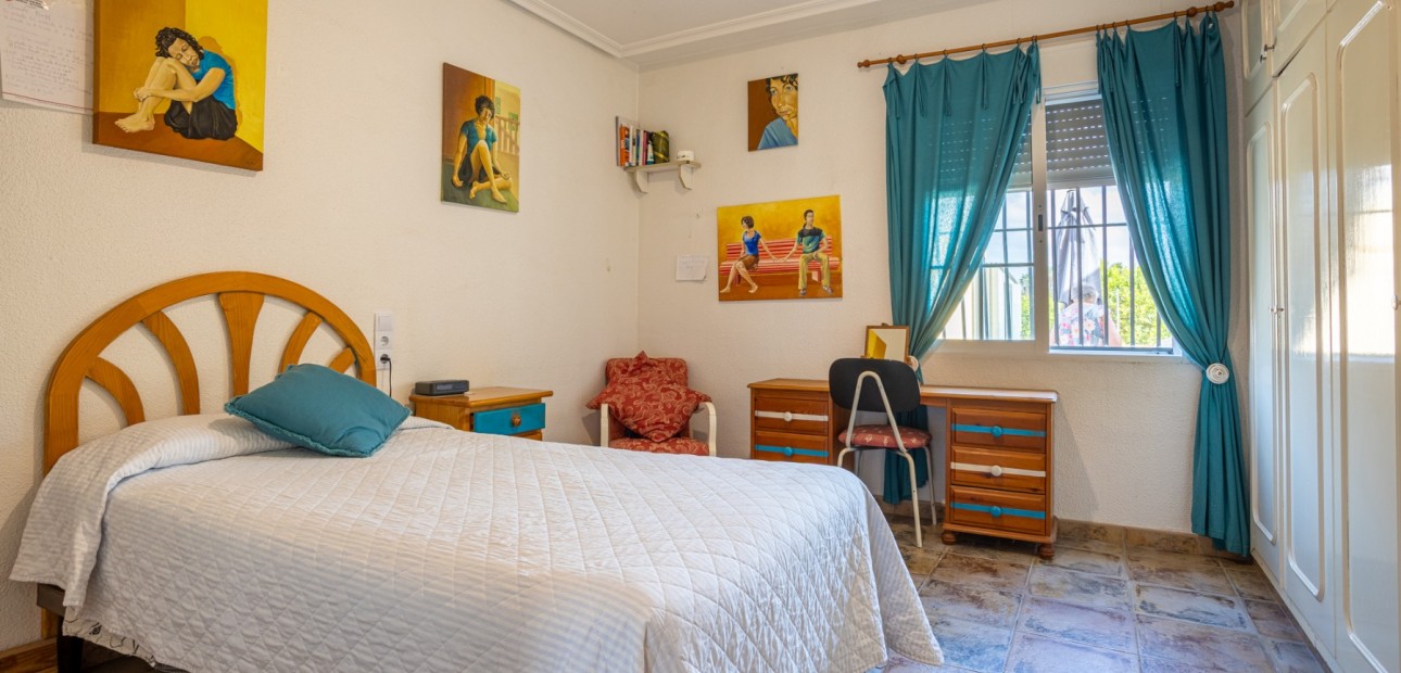 Herverkoop - Detached Villa -
Elche - La Hoya