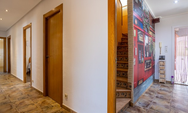 Herverkoop - Detached Villa -
Elche - La Hoya
