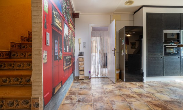 Herverkoop - Detached Villa -
Elche - La Hoya