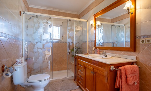 Herverkoop - Detached Villa -
Elche - La Hoya