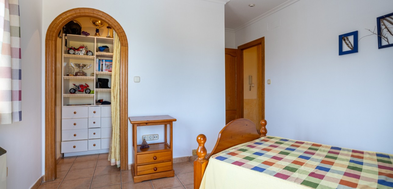 Herverkoop - Detached Villa -
Elche - La Hoya