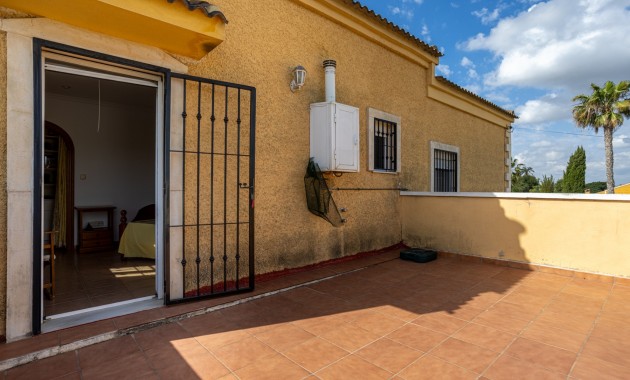 Herverkoop - Detached Villa -
Elche - La Hoya