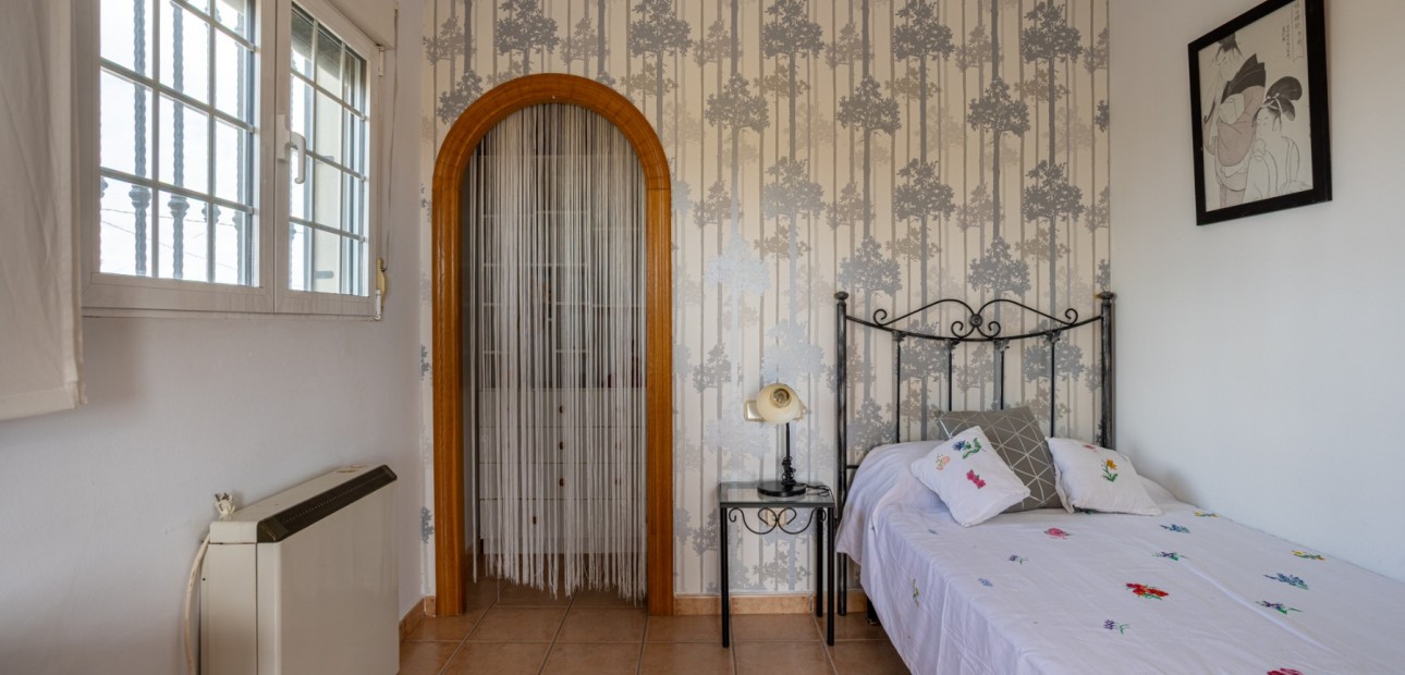 Herverkoop - Detached Villa -
Elche - La Hoya