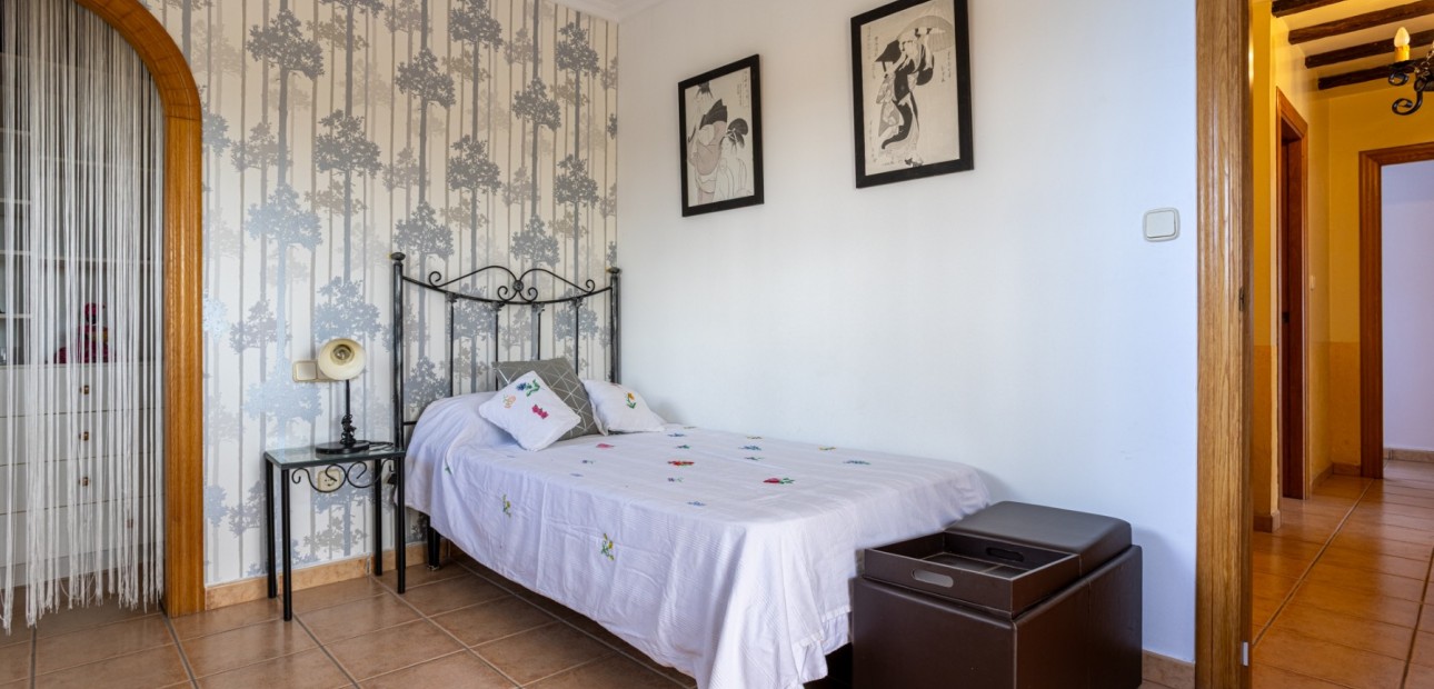 Herverkoop - Detached Villa -
Elche - La Hoya