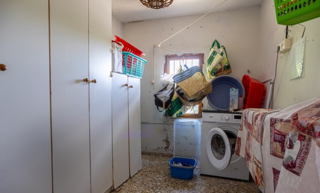 Herverkoop - Detached Villa -
Elche - La Hoya