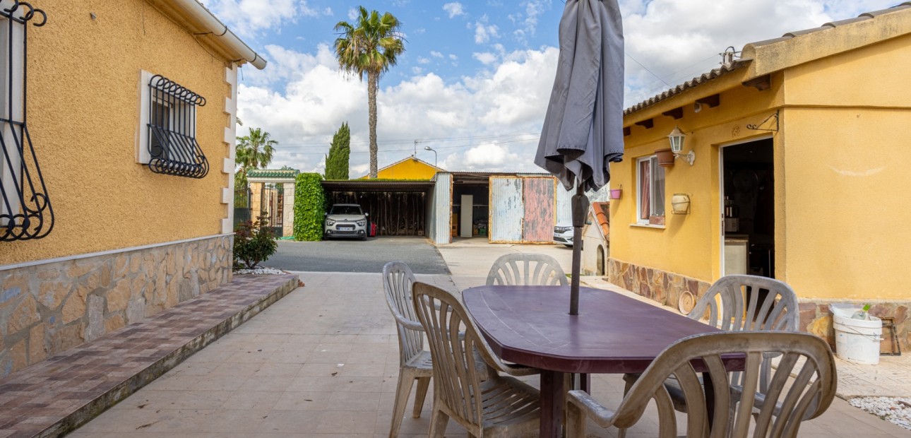 Herverkoop - Detached Villa -
Elche - La Hoya