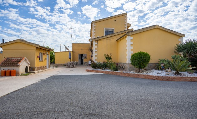 Herverkoop - Detached Villa -
Elche - La Hoya